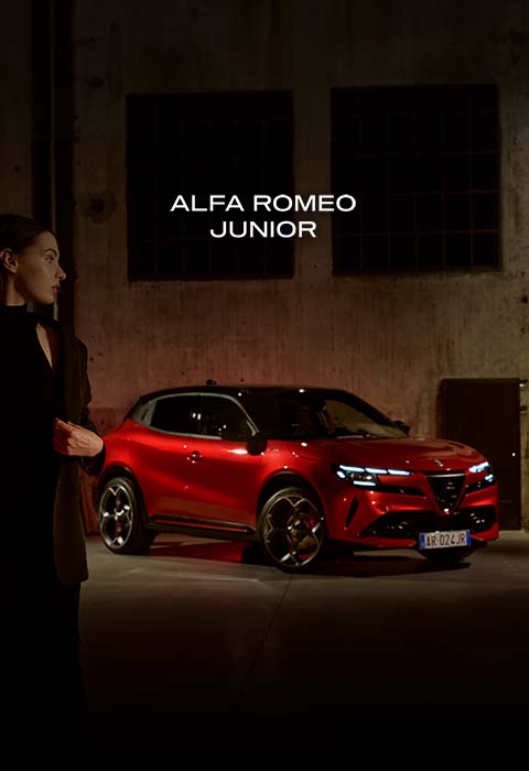 Alfa Romeo Junior Slide 1 Mobile